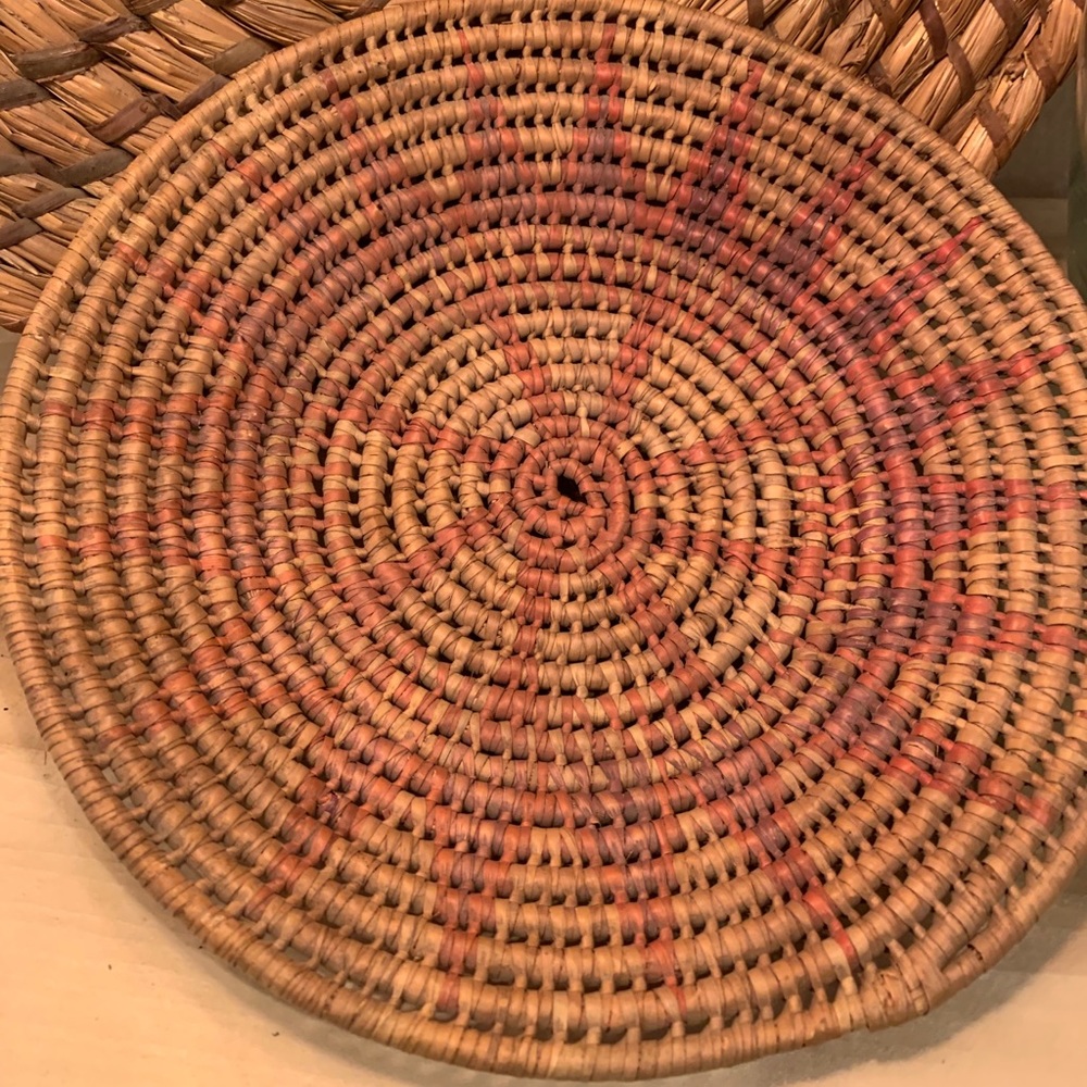 Authentic Navajo baskets - Picture 2 of 4